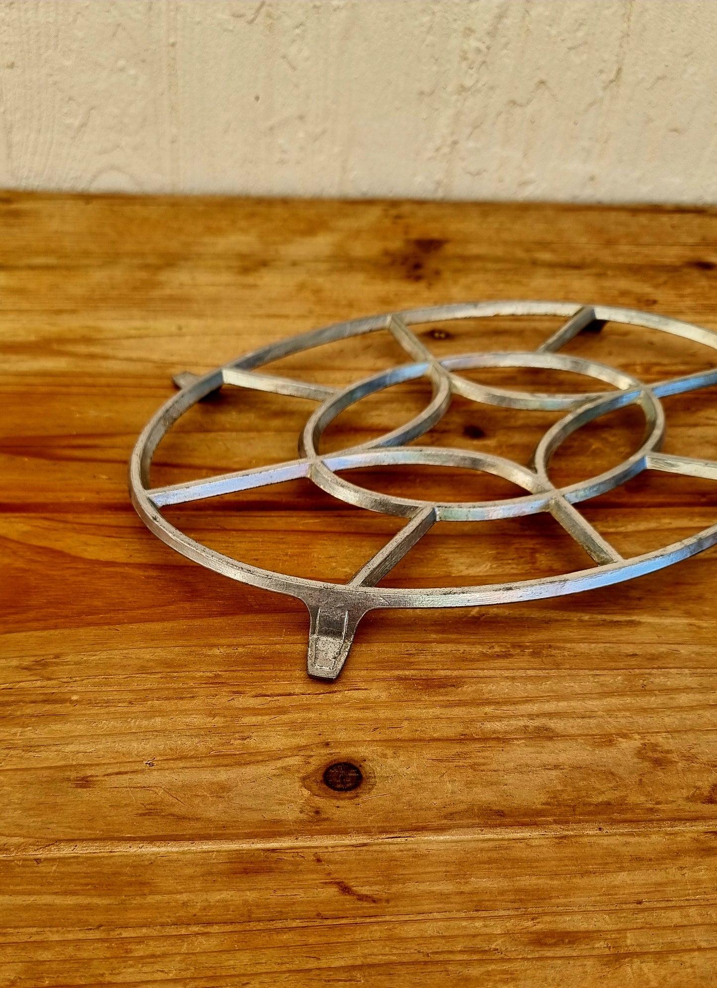 Dessous de plat en aluminium vintage les kitscheries brocante en ligne