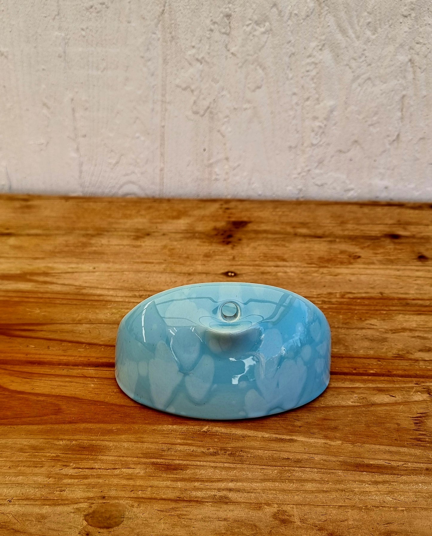 Porte-savon céramique bleue effet bullé vintage