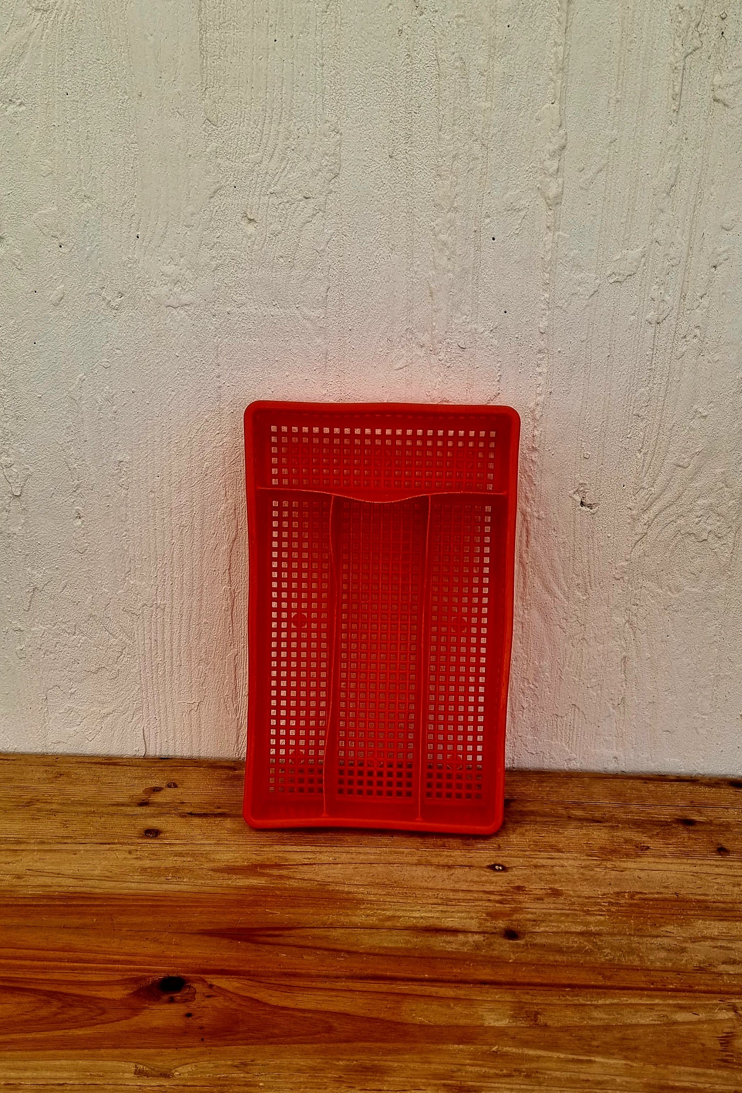Range couverts en plastique orange vintage années 70 les kitscheries brocante en ligne