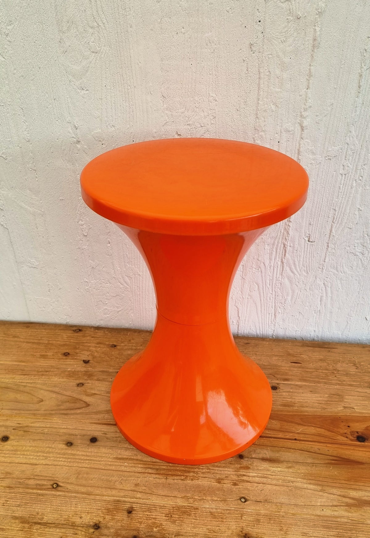 Tabouret vintage orange en plastique style Space Age années 70
