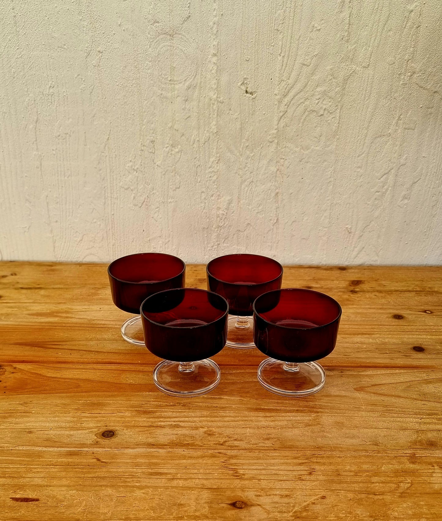 Lot de 4 coupes à champagne Luminarc modèle Cavalier les kitscheries brocante en ligne