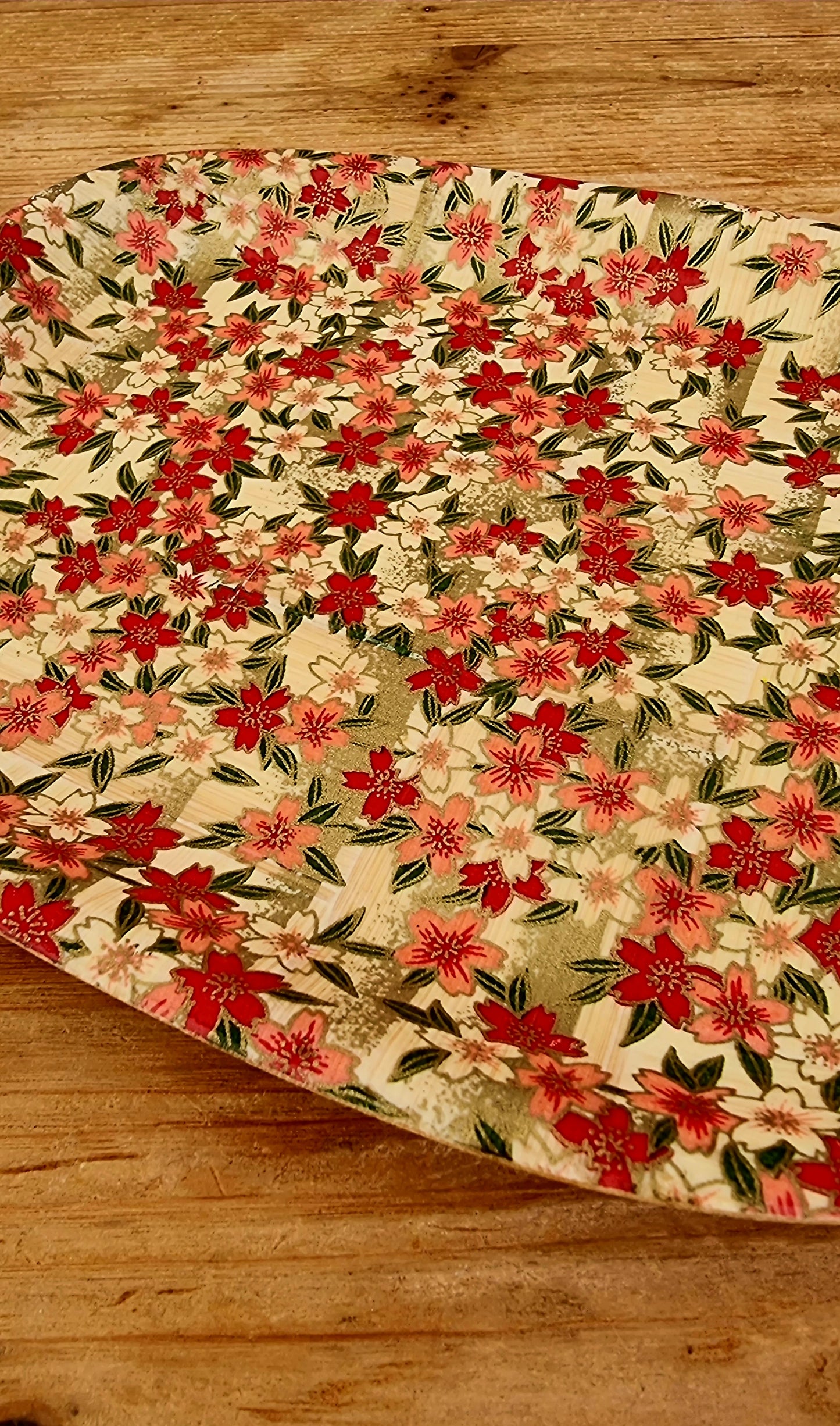 Plat en bambou motifs fleurs vintage les kitscheries brocante en ligne