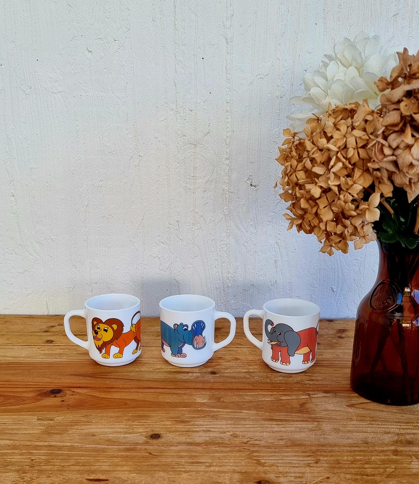 Lot de 3 mugs Arcopal "animaux de la jungle" les kitscheries brocante en ligne