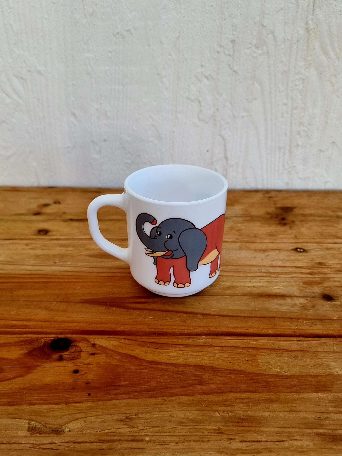 Lot de 3 mugs Arcopal "animaux de la jungle" les kitscheries brocante en ligne