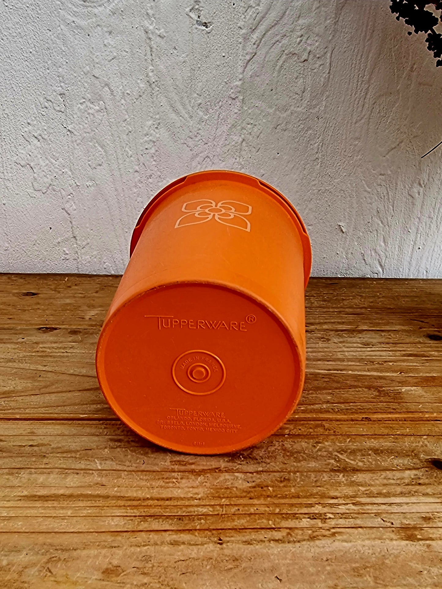 Lot de 2 boîtes Tupperware orange vintage les kitscheries brocante en ligne