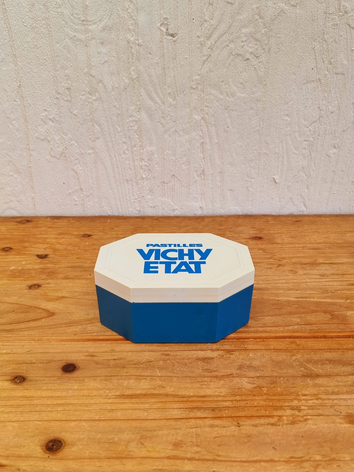 Boîte à pastilles Vichy vintage les kitscheries brocante en ligne