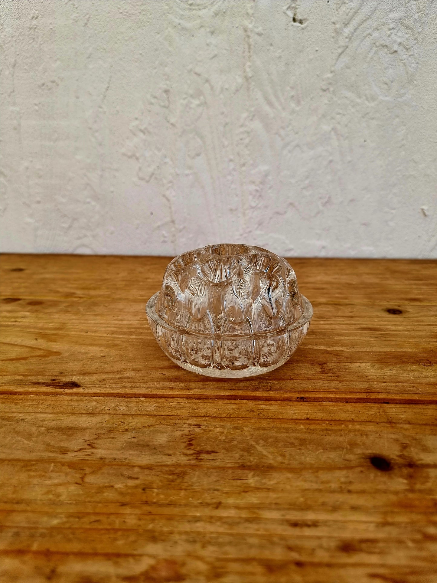 Pique fleurs en verre vintage