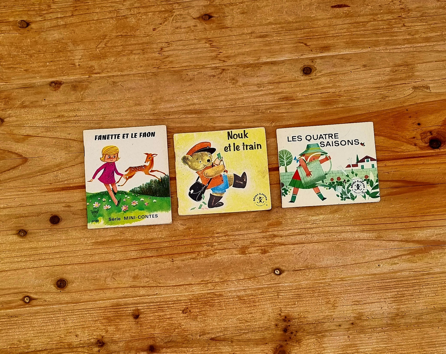 Lot de 30 minis livres Hachette vintage les kitscheries brocante en ligne