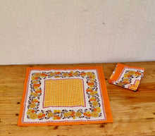 Charger l&#39;image dans la galerie, Lot de 5 serviettes de table seventies orange les kitscheries brocante en ligne
