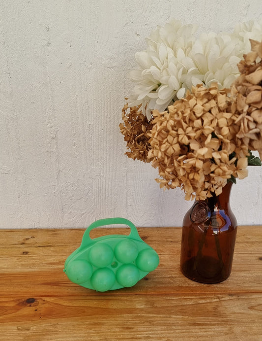 boite a oeufs vintage plastique vert annee 70 rangement cuisine retro