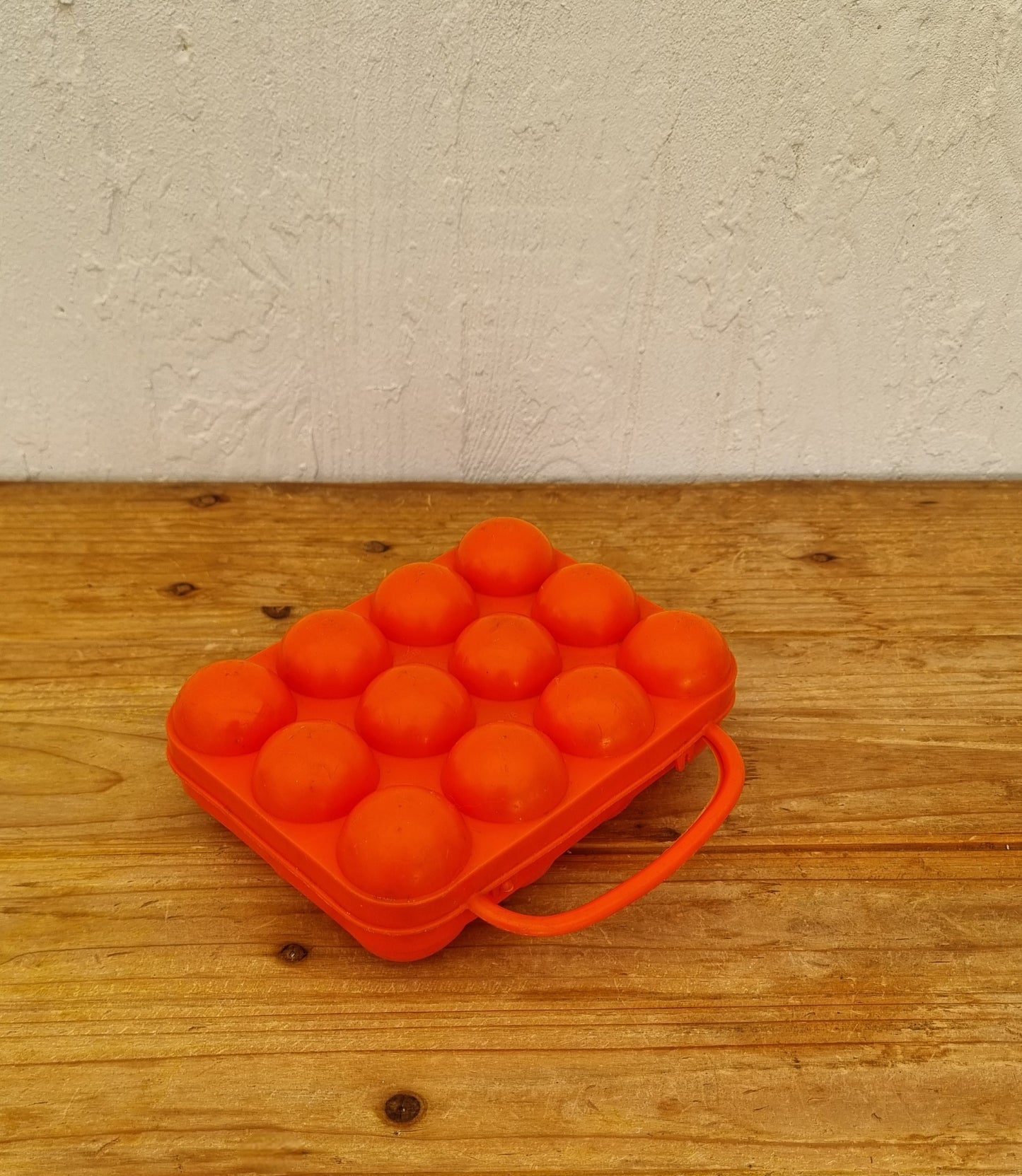 Boîte à œufs vintage orange Made in France pour 12 œufs