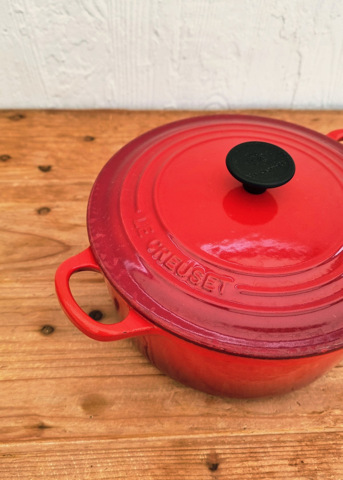 Cocotte ronde Le Creuset rouge cerise en fonte émaillée 22 cm