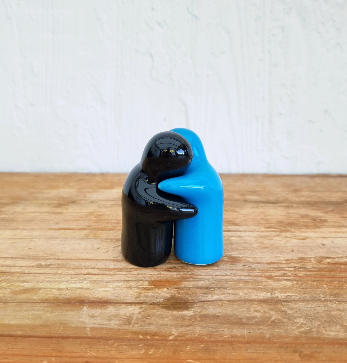 Duo Salière et Poivrière en Céramique Bleue et Noire Style Pop Art
