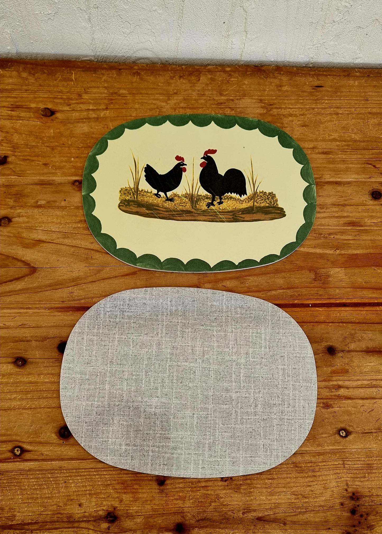 Ensemble de table Zeller Keramik Hahn & Henne avec décor coq et poule peint main, bols, assiettes et plateaux assortis