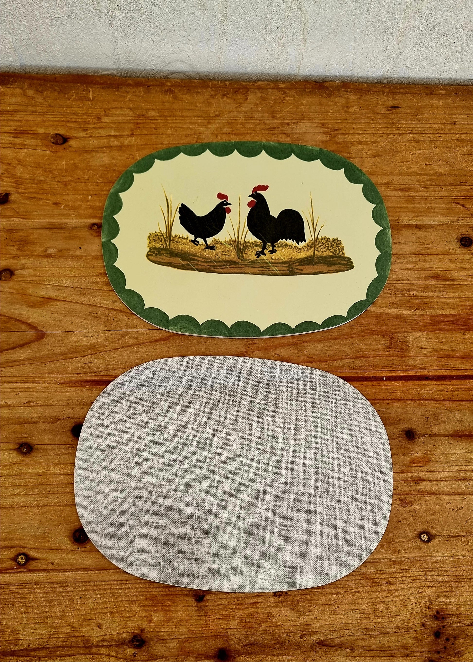 Ensemble de table Zeller Keramik Hahn & Henne avec décor coq et poule peint main, bols, assiettes et plateaux assortis