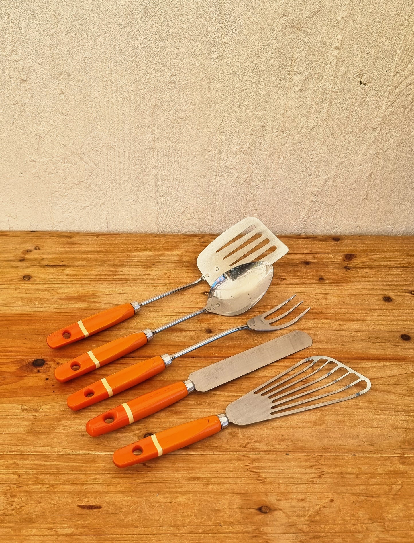 Lot de 5 ustensiles de cuisine vintage orange Prestige années 70