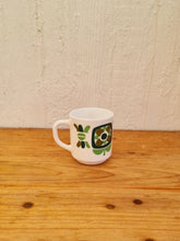 Charger l&#39;image dans la galerie, Mug Mobil vert 70&#39;s les kitscheries brocante en ligne
