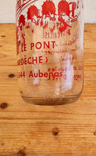Charger l&#39;image dans la galerie, Ancienne bouteille &quot;Au bon lait&quot; verre les kitscheries brocante en ligne
