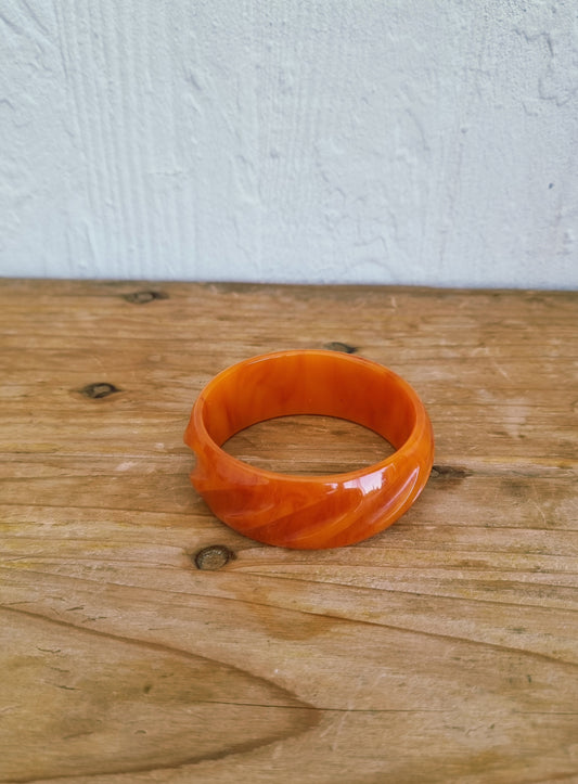 Bracelet orange marbré rétro les kitscheries brocante en ligne années 70