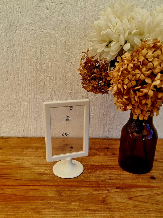 Cadre photo sur pied IKEA TOLSBY design Henrik Preutz blanc