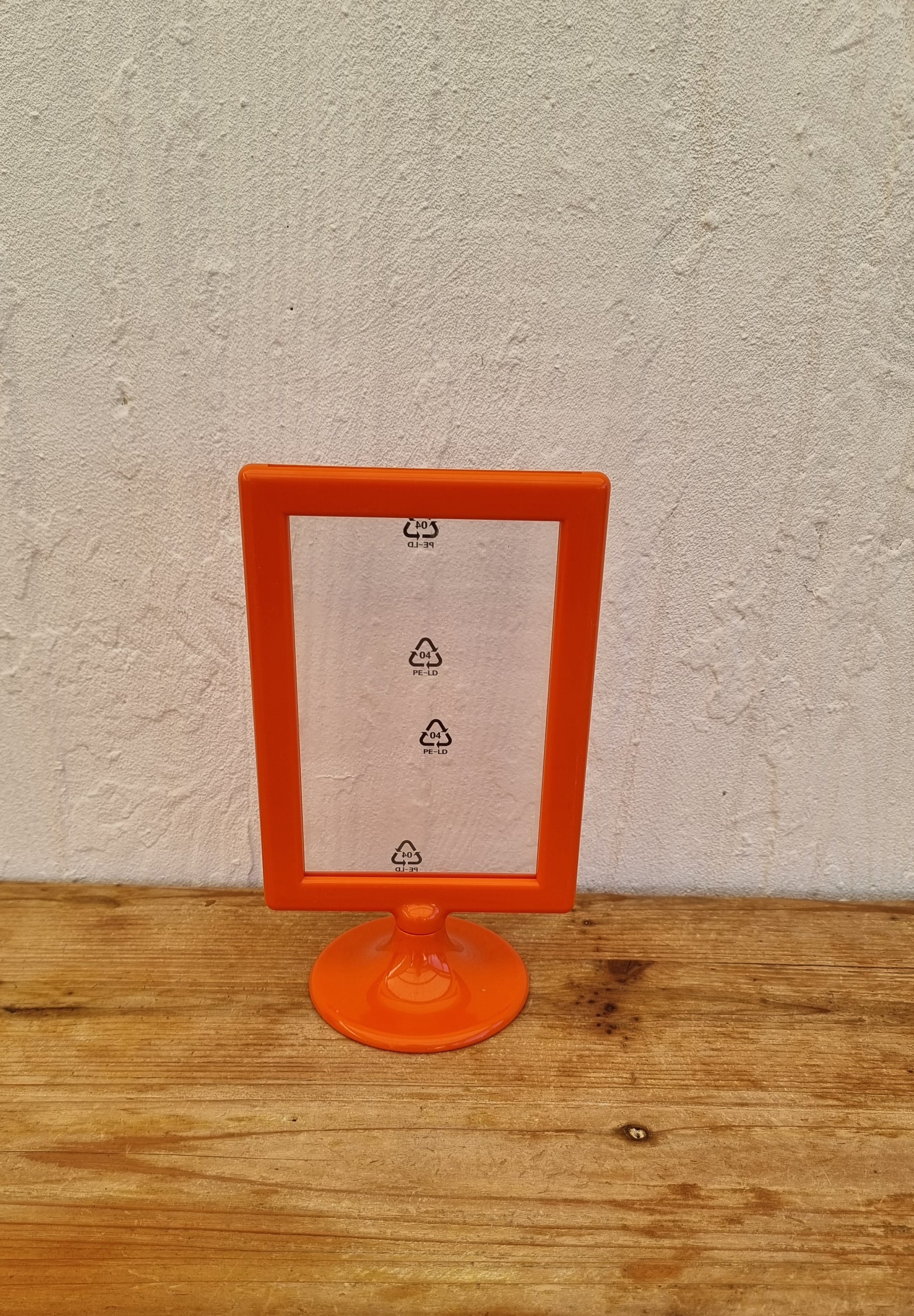 Cadre photo sur pied IKEA Tolsby orange double face design Henrik Preutz