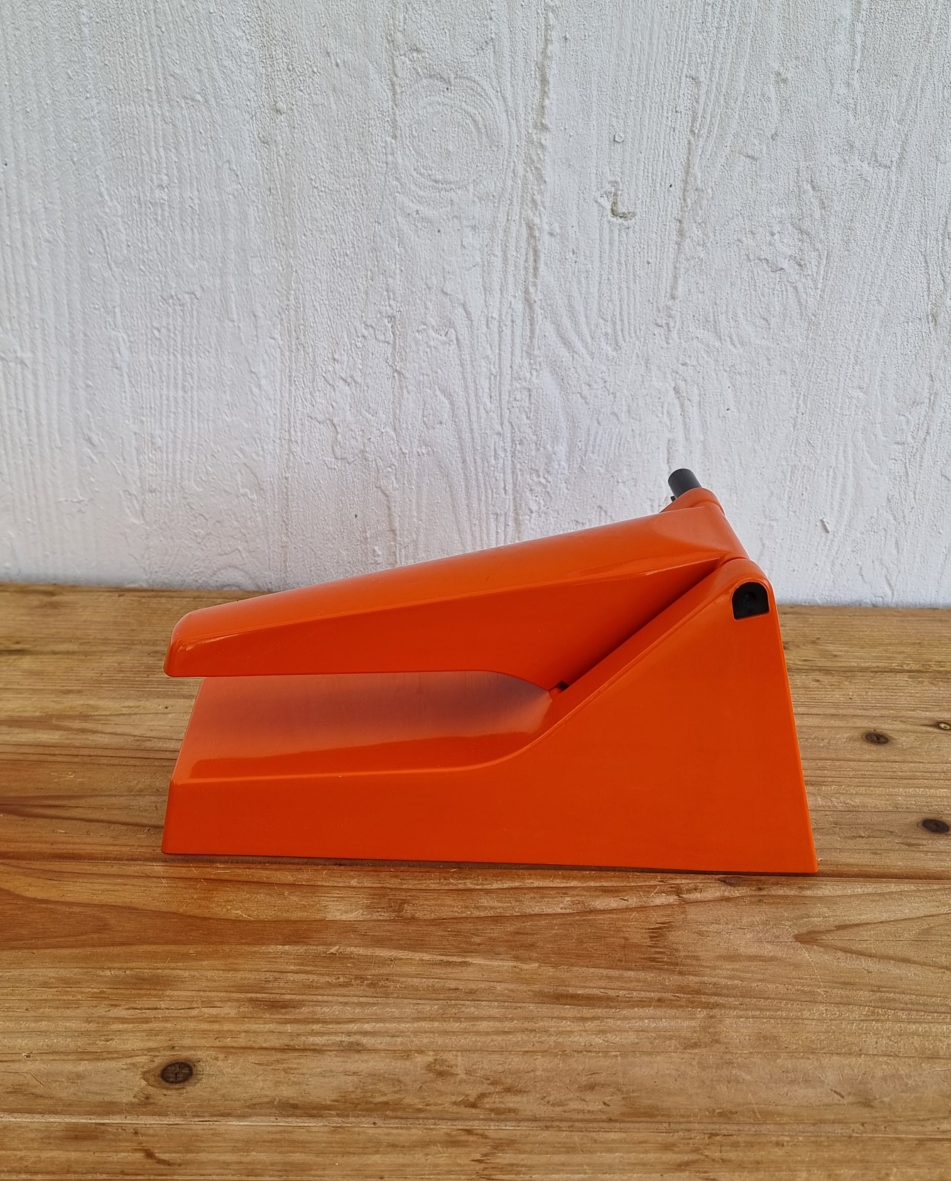 Coupe légumes julienne Zyliss Swiss Made vintage orange années 70