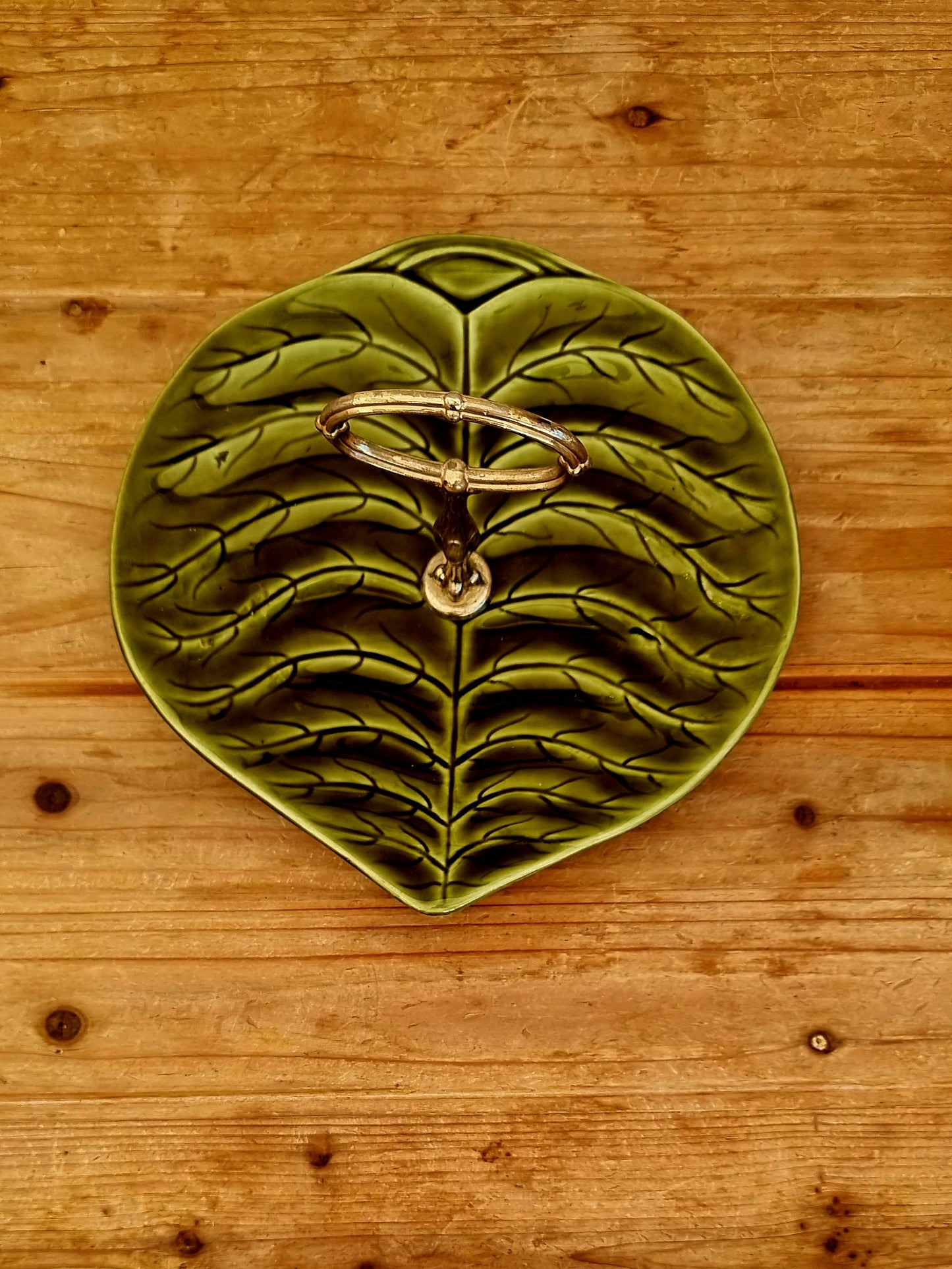 serviteur feuille verte faïence Sarreguemines brocante