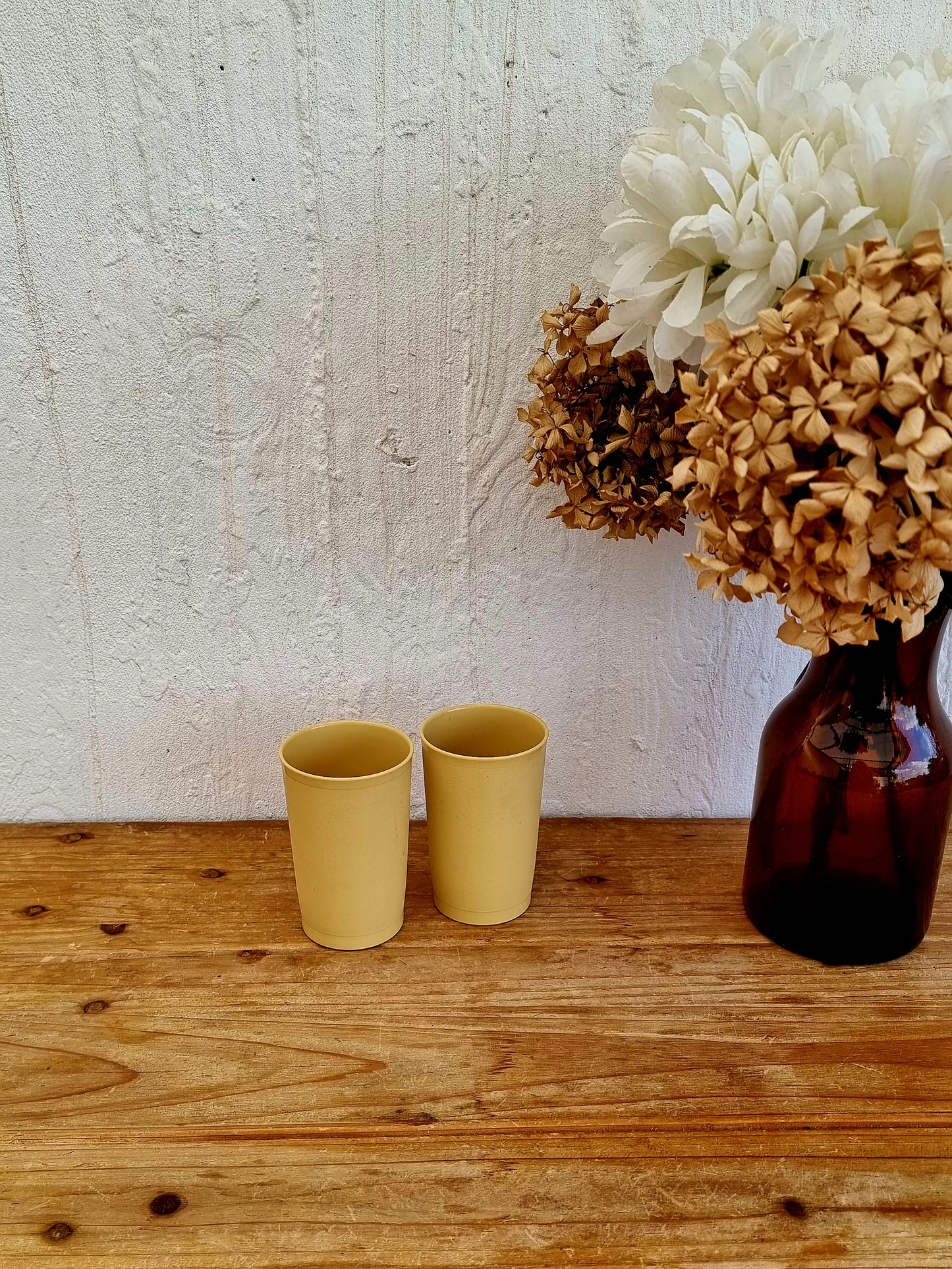 Lot de 2 gobelets jaune Tupperware vintage plastique années 70
