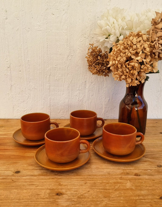 Lot de 4 grandes tasses Arcopal Volcan vintage années 70