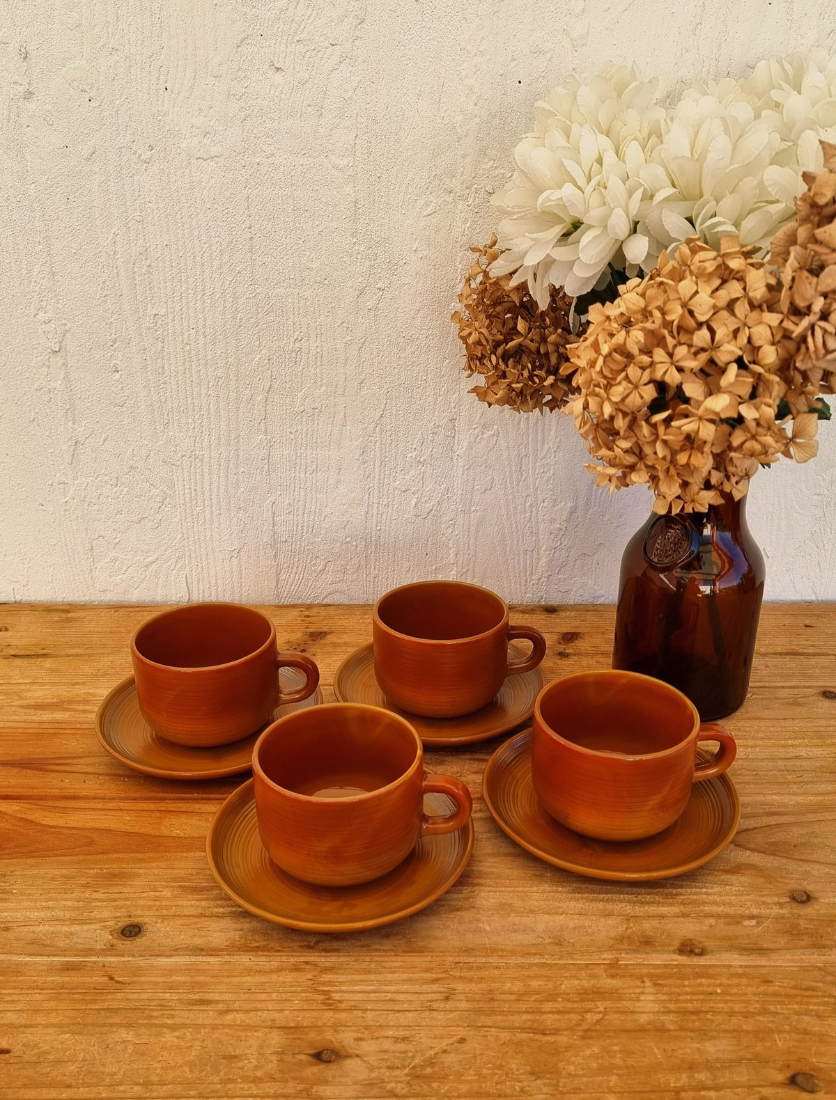 Lot de 4 grandes tasses Arcopal Volcan vintage années 70