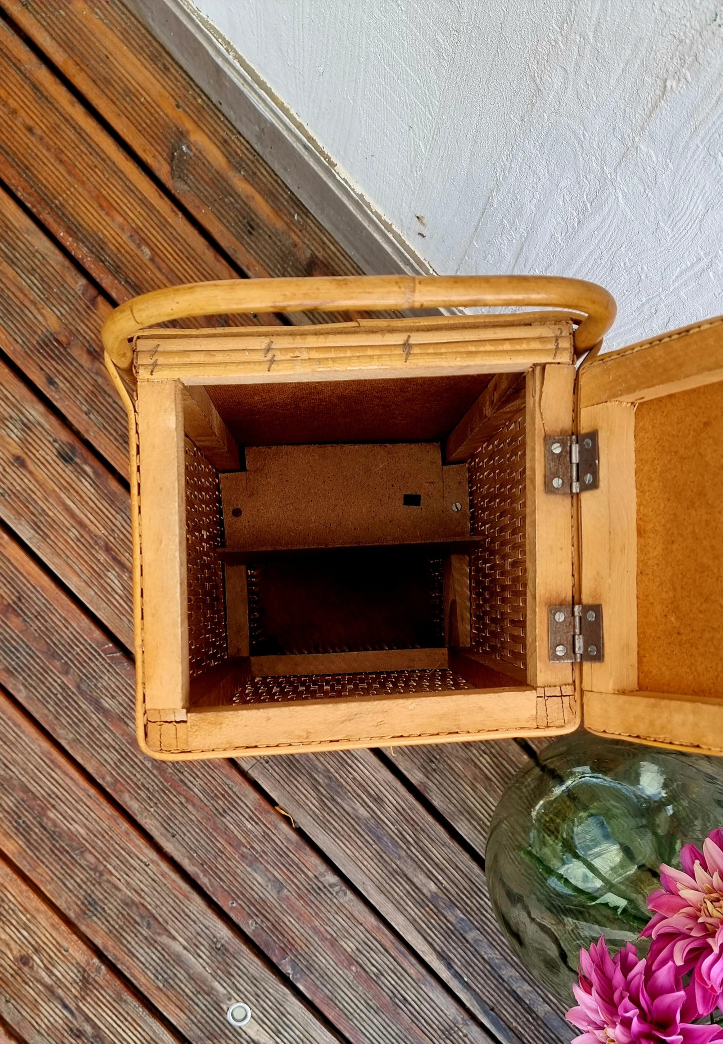 huche à pain rotin années 60 cuisine rétro