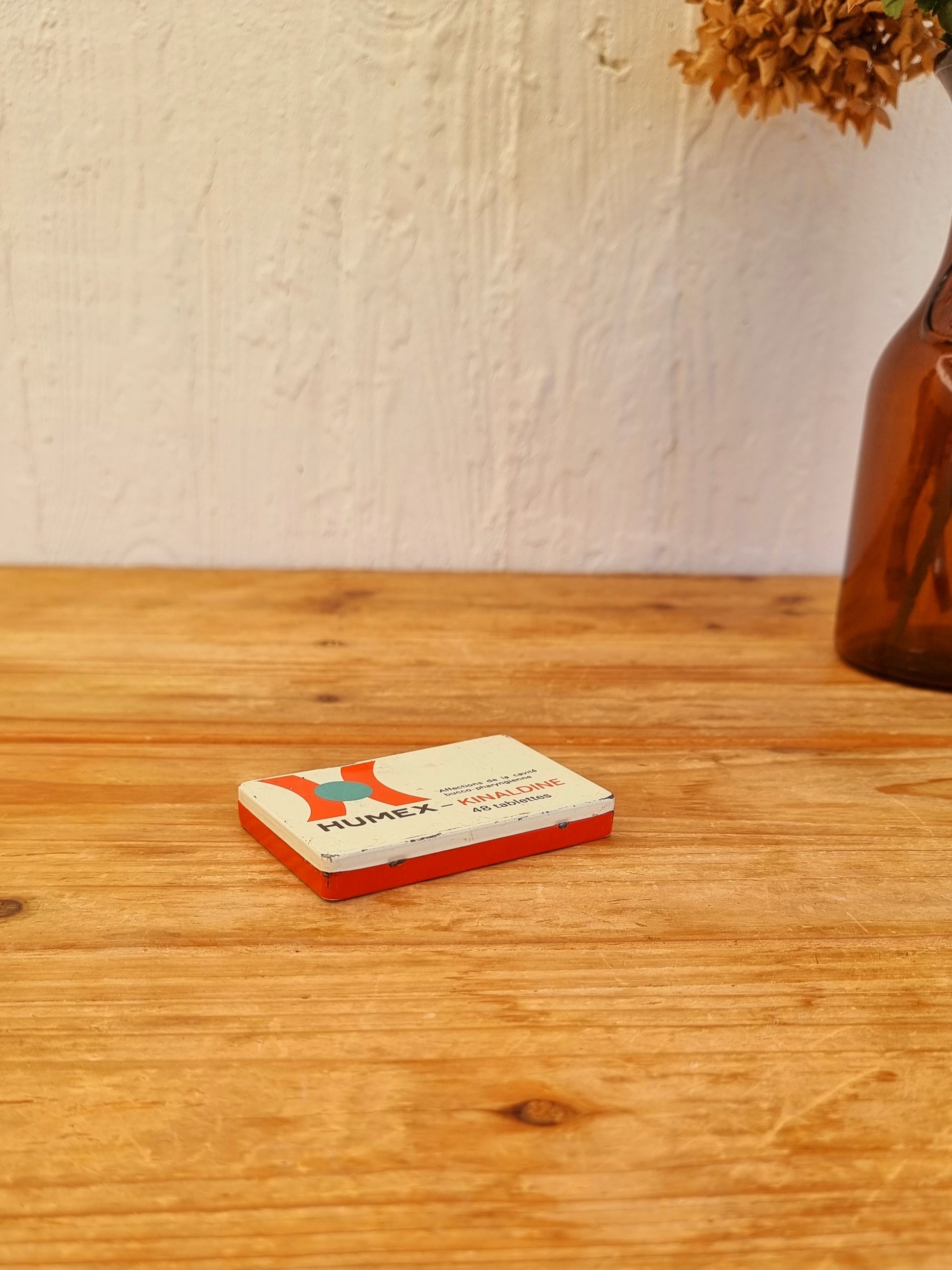 boîte vintage Humex Kinaldine métal orange année 70 collection pharmacie