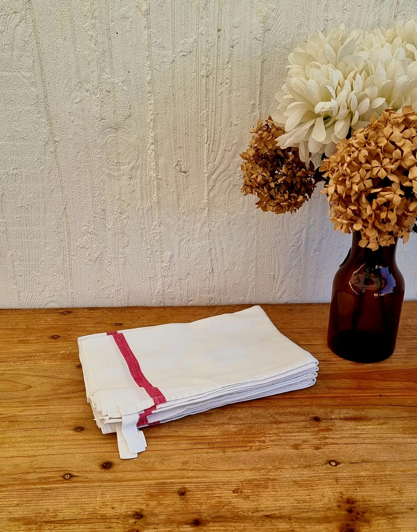 Lot de 4 torchons vintage à rayures rouges – linge de cuisine rétro en lin