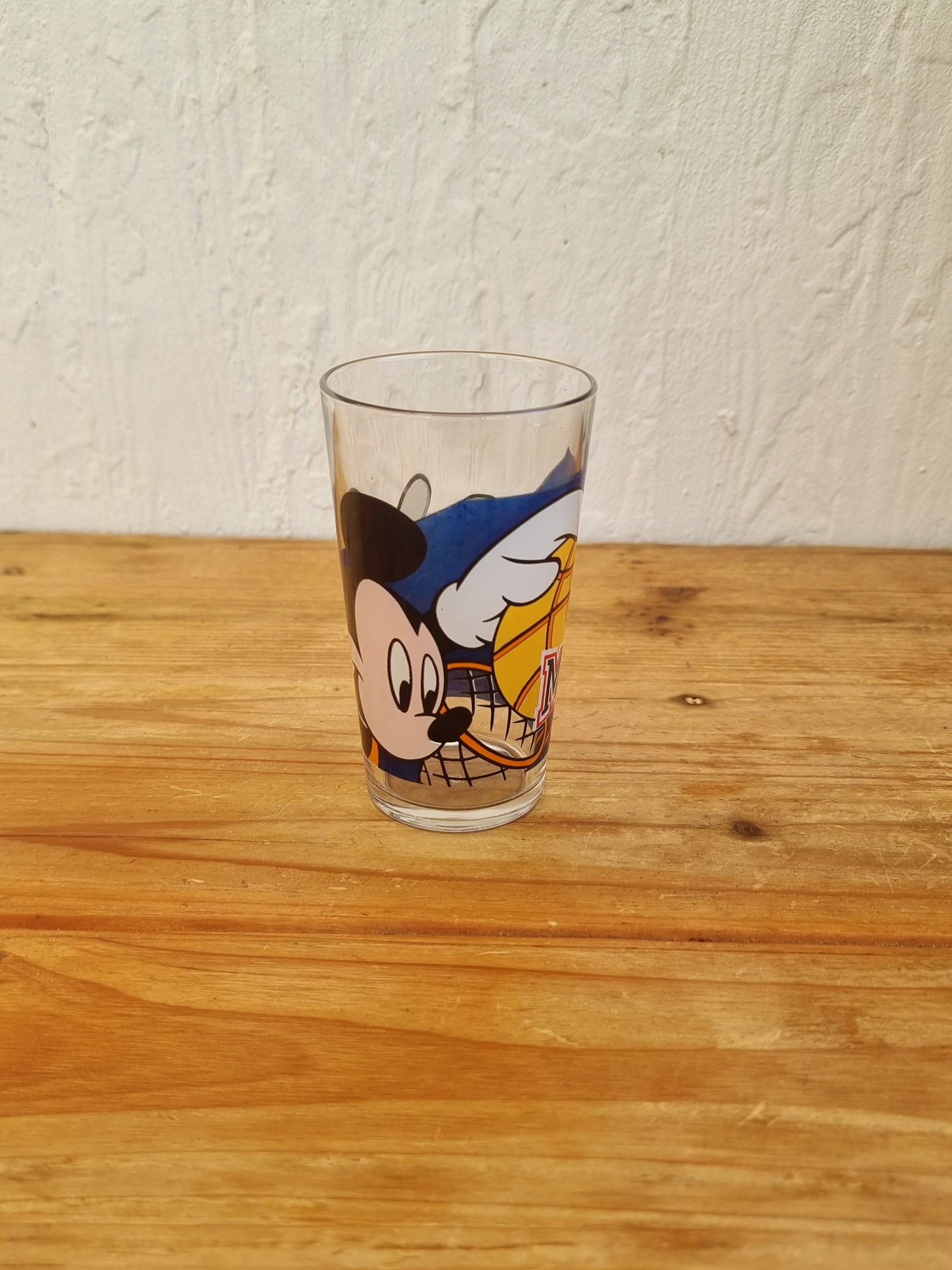 Lot de 2 verres Team Mickey Basket & Base-Ball disney les kitscheries brocante en ligne
