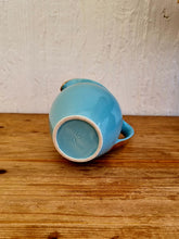 Charger l&#39;image dans la galerie, Pichet  céramique bleu Nous Deux les kitscheries brocante en ligne
