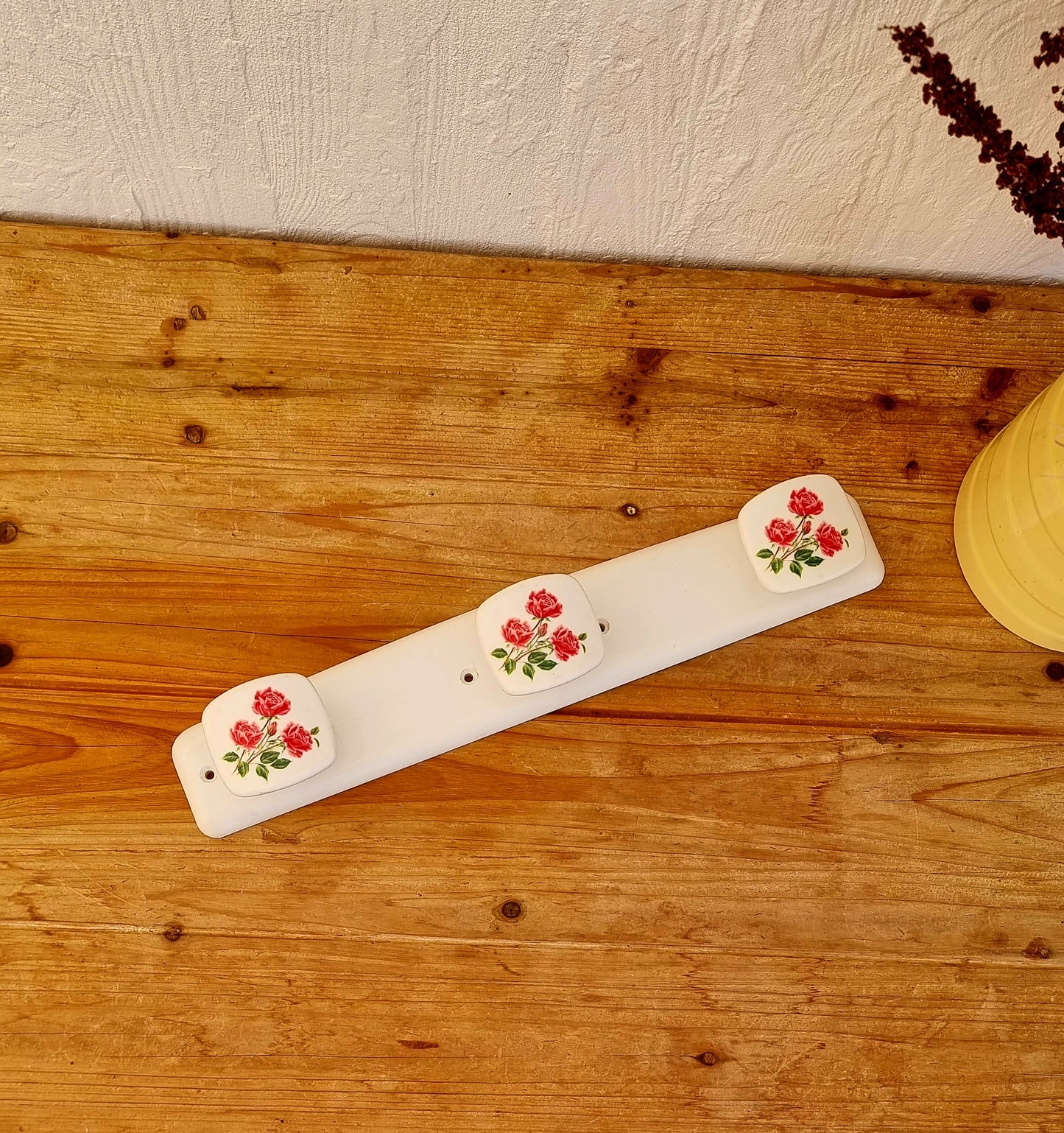 Porte-manteaux fleurs roses Syla vintage