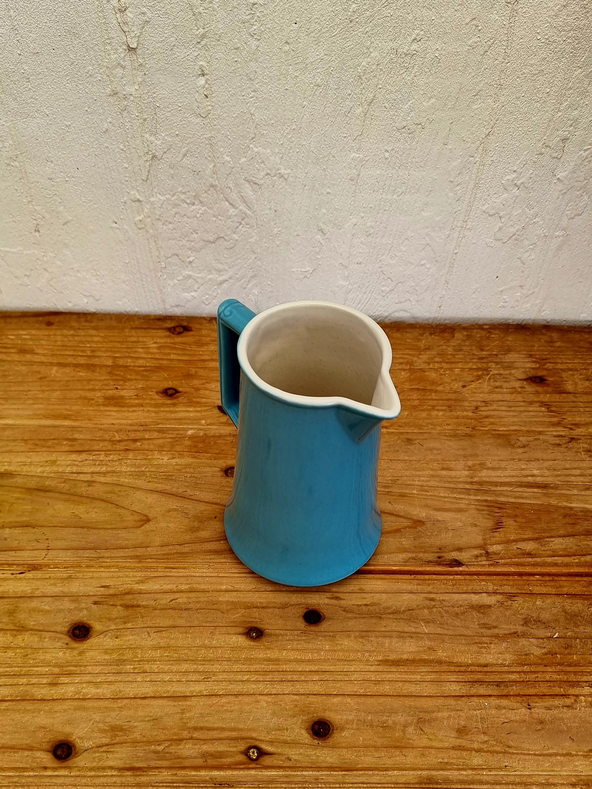 Pichet en céramique bleu vintage les kitscheries brocante en ligne