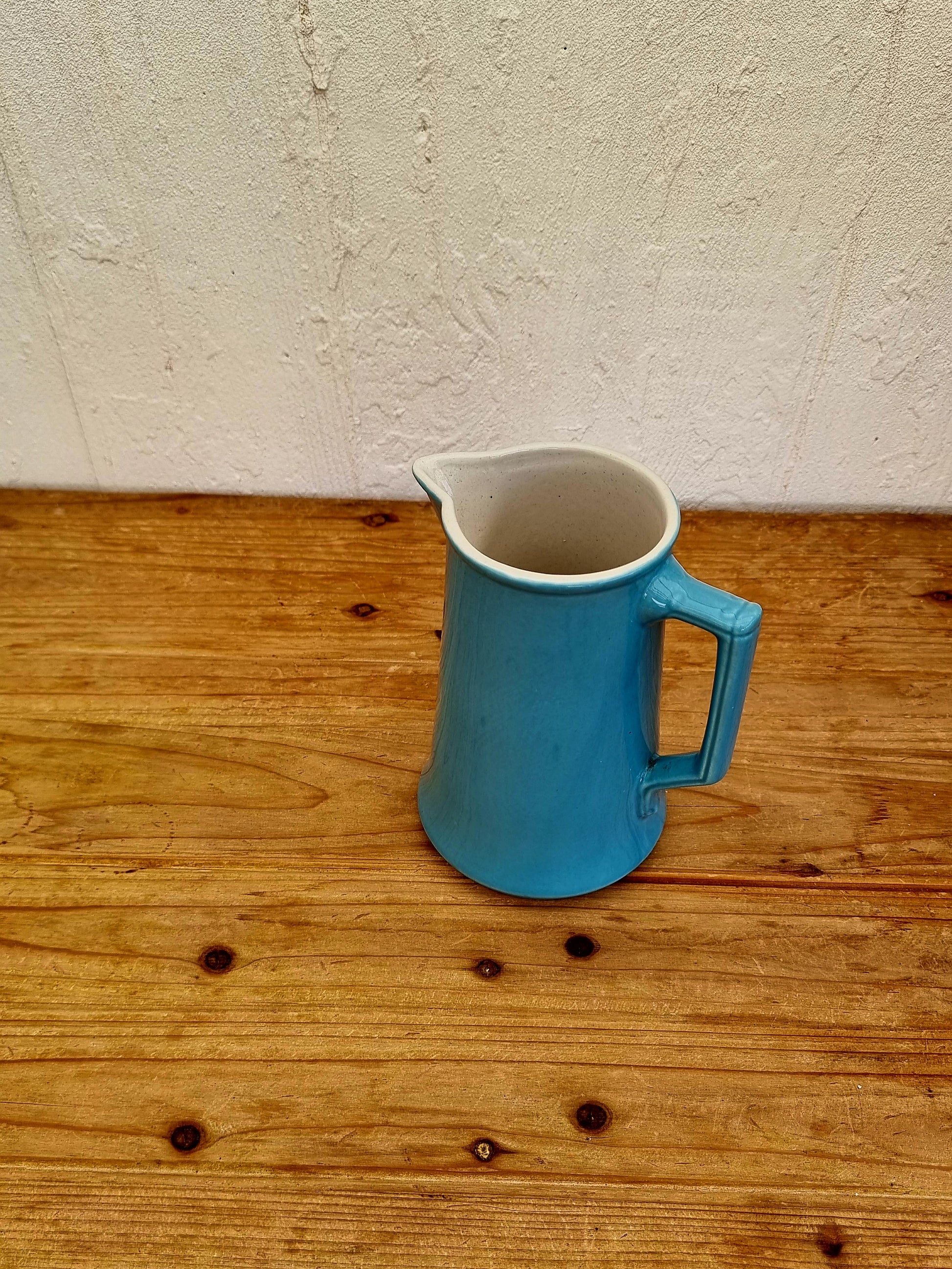 Pichet en céramique bleu vintage les kitscheries brocante en ligne