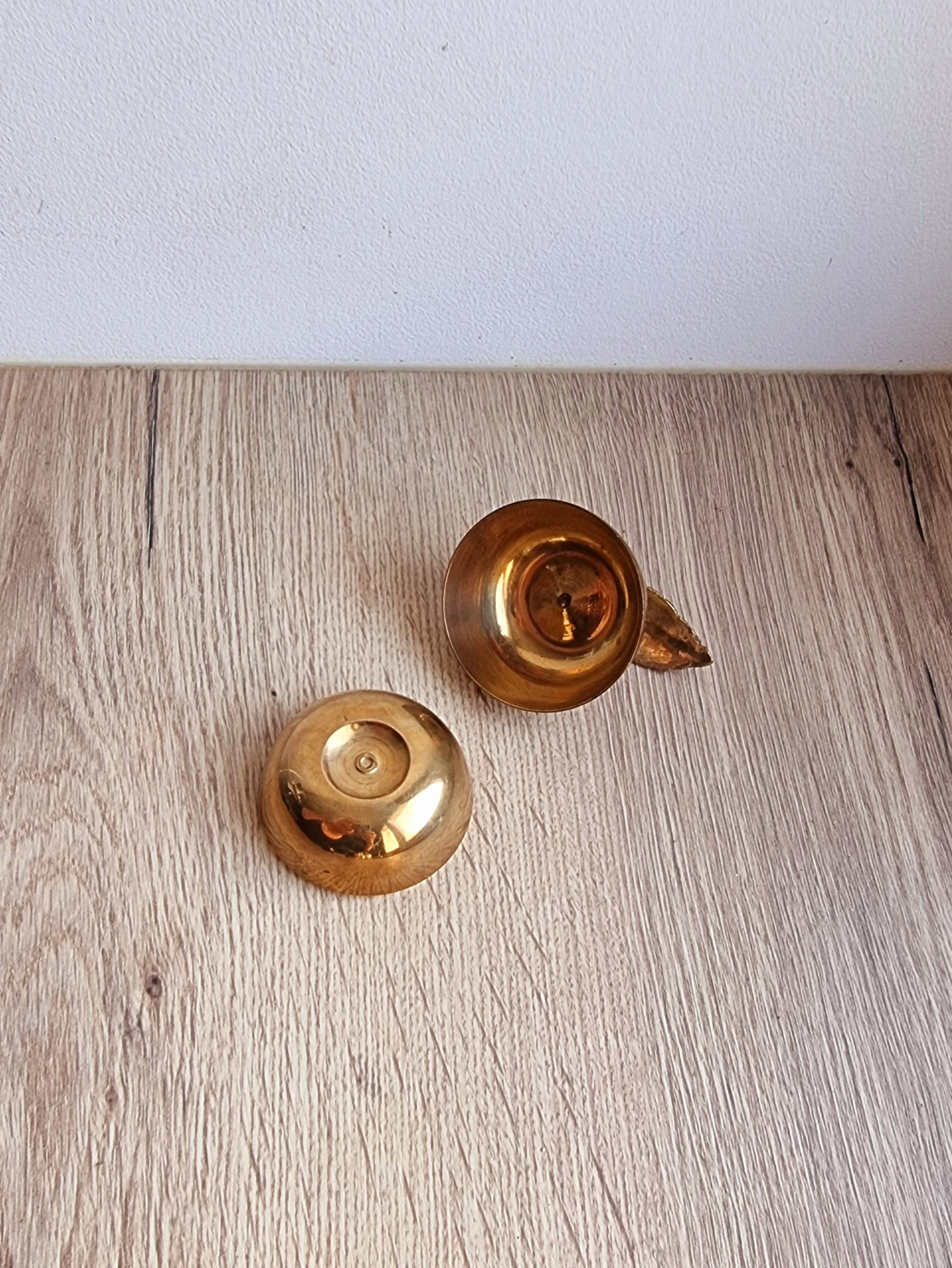 Petite boîte en laiton forme pomme les kitscheries brocante en ligne