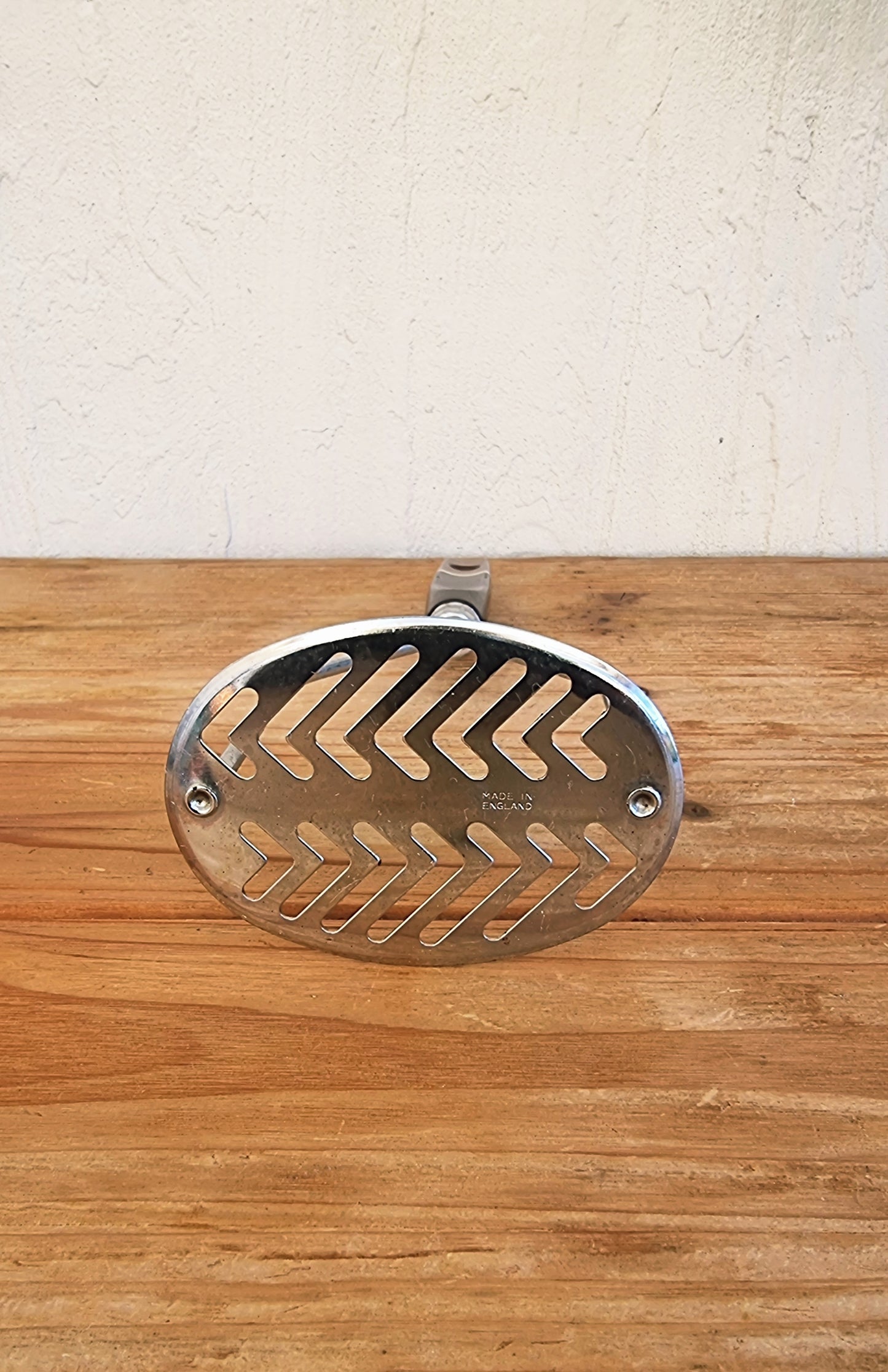 Presse-purée vintage en métal fabrication anglaise