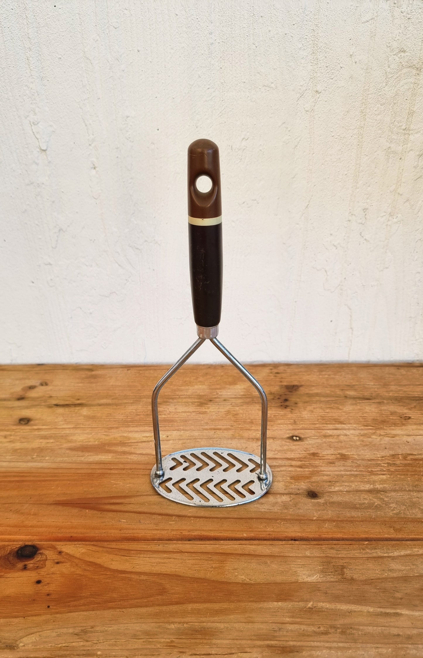 Presse-purée vintage en métal fabrication anglaise