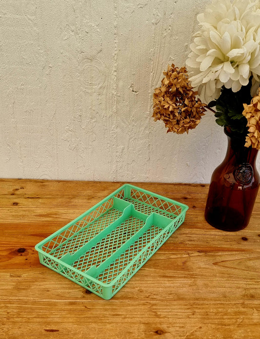 Range couverts en plastique vert vintage les kitscheries brocante en ligne