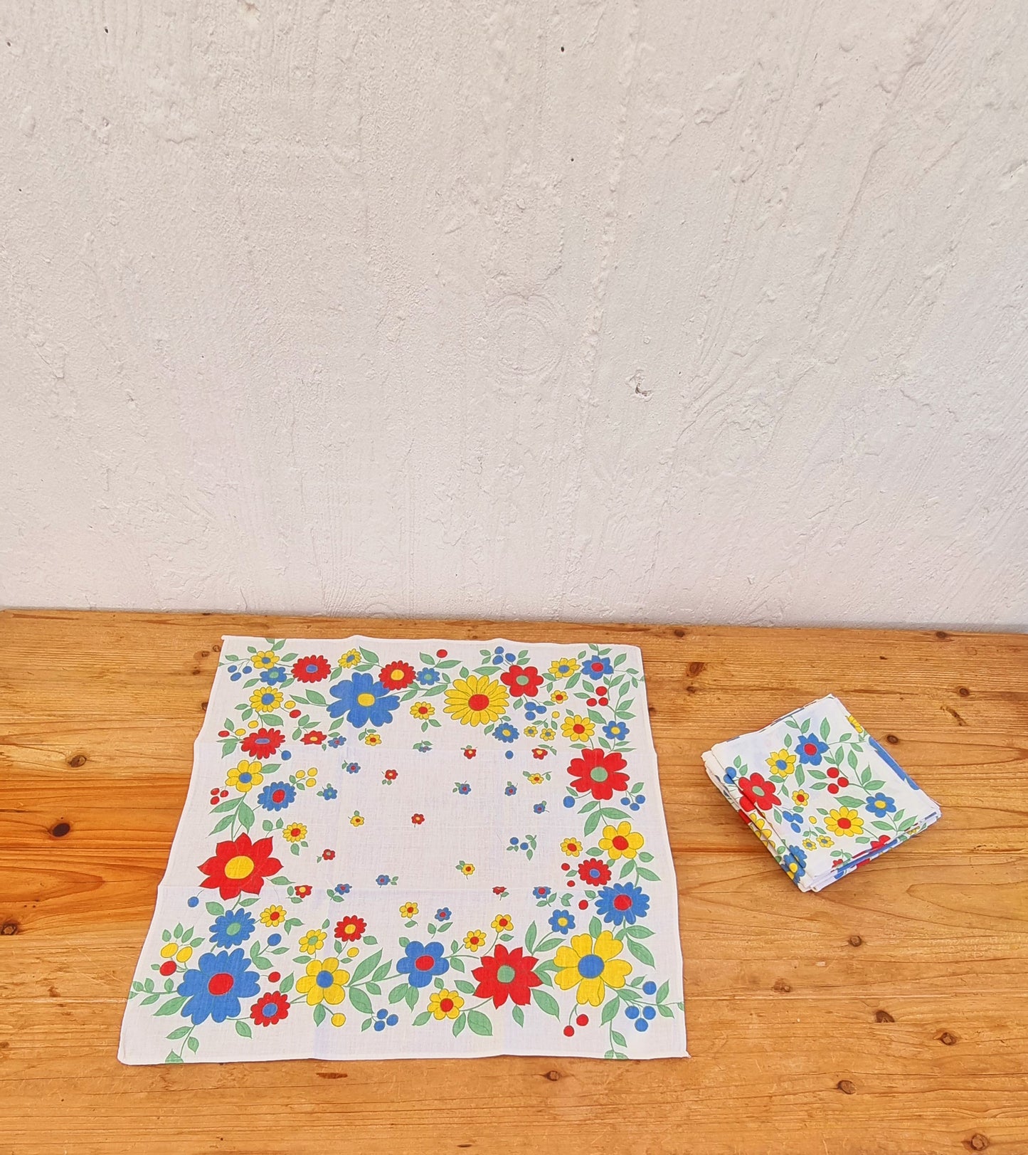 Lot 8 serviettes de table vintage motif fleurs coton Made in France 43,5×42 cm