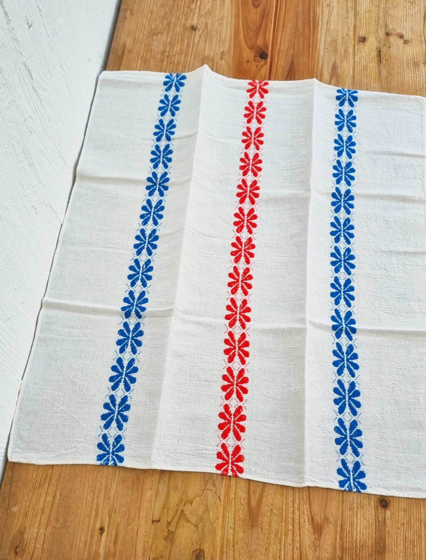 Lot de 3 torchons vintage en lin avec motifs fleuris bleu rouge et vert