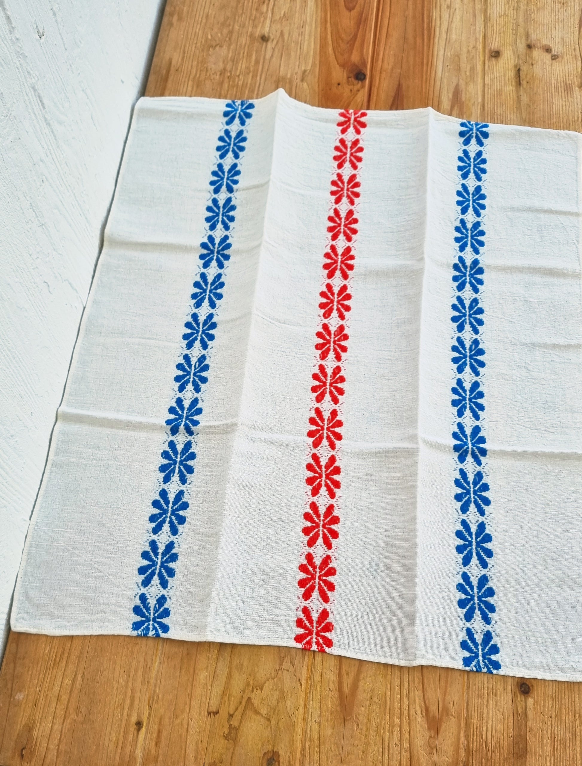 Lot de 3 torchons vintage en lin avec motifs fleuris bleu rouge et vert