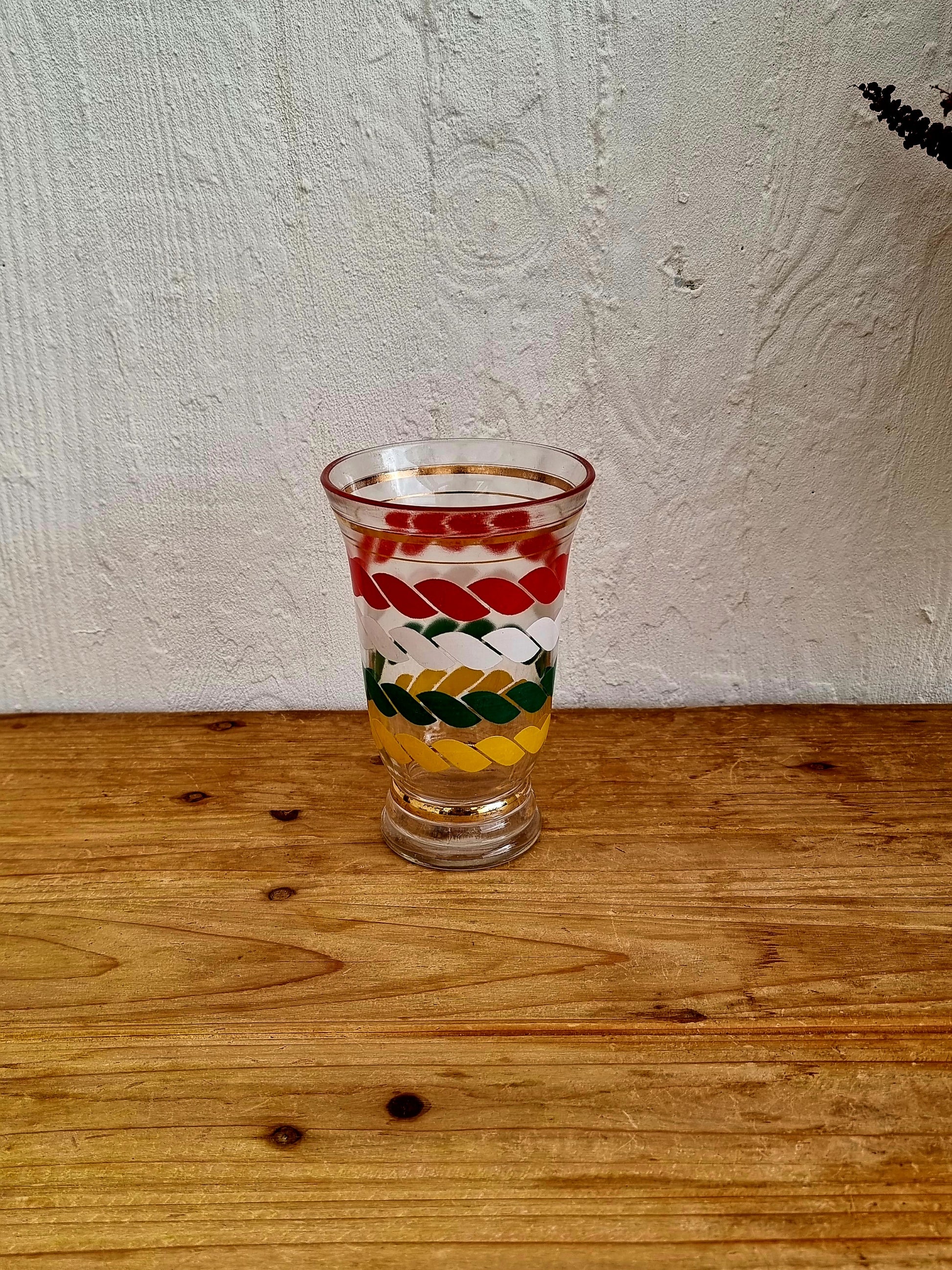 vase vintage verre rouge vert jaune blanc décor cordage années 50