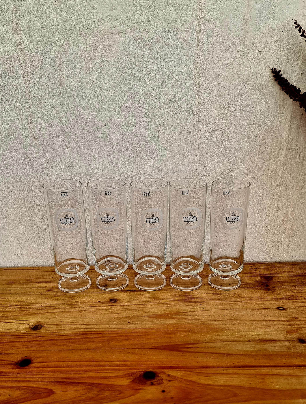 Lot de 5 verres à bière Vega 2000 vintage les kitscheries brocante en ligne