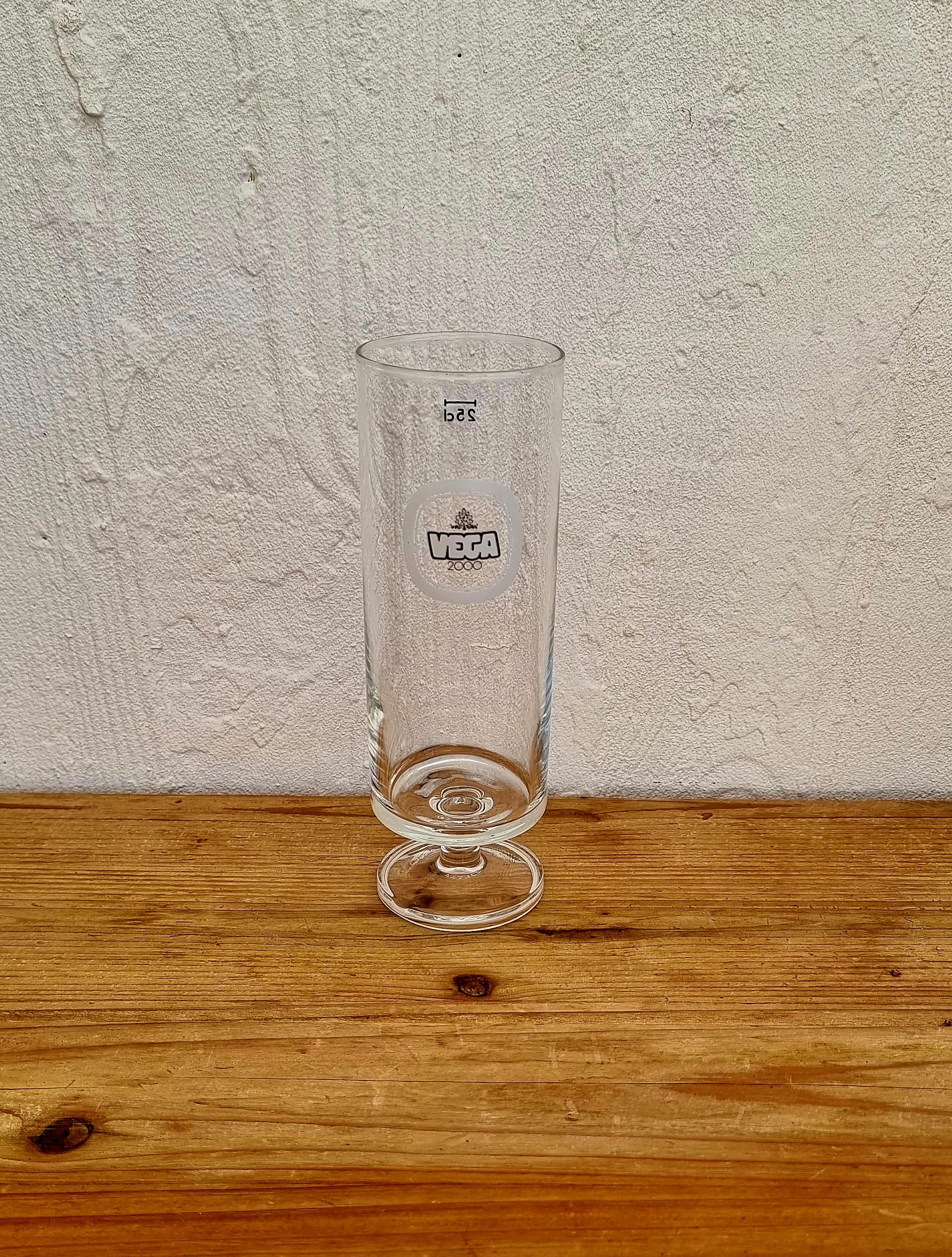 Lot de 5 verres à bière Vega 2000 vintage les kitscheries brocante en ligne