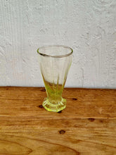 Charger l&#39;image dans la galerie, Verre en ouraline les kitscheries brocante en ligne
