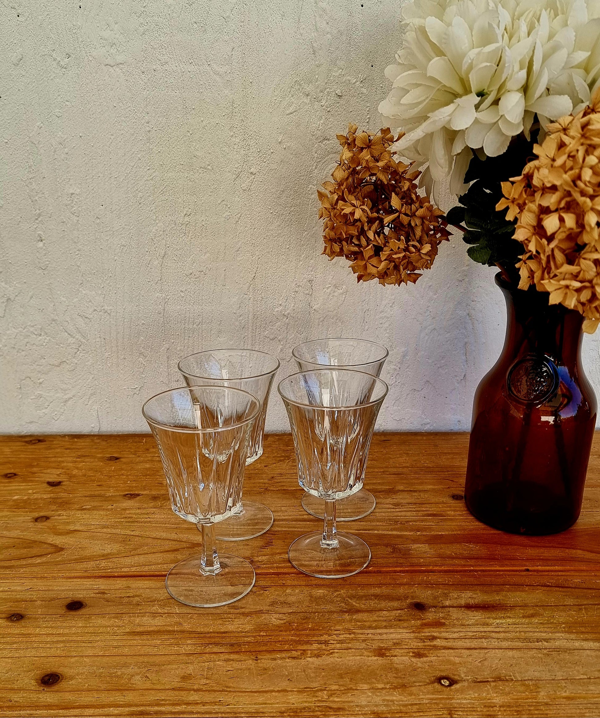 Lot de 4 verres à pied vintage Luminarc modèle Régence années 1970